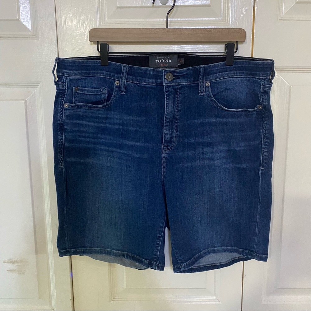 Torrid Sky High Skinny Shorts 20